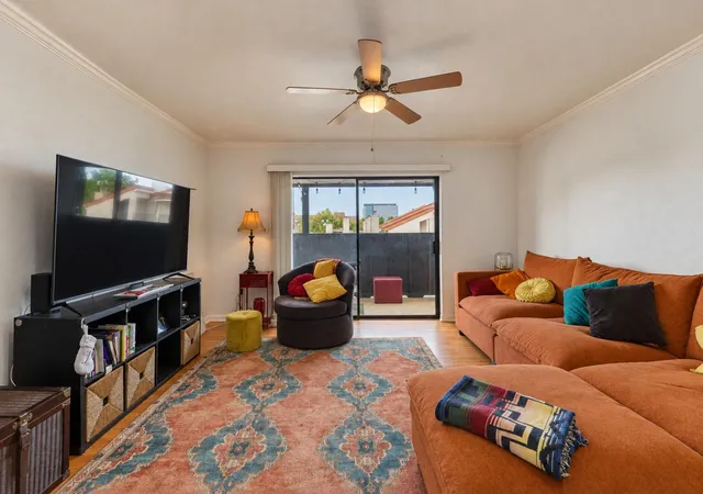 Photo 1 of Condo for sale at 3015 Walnut Bnd Ln #37, Houston, TX 77042 | MLS# 10072553 | Listing updated on 2026-09-24