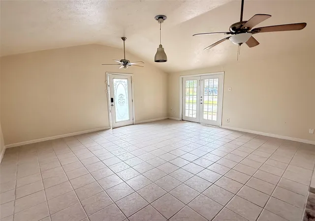 Photo 4 of Single family home for sale at 2622 34th Avenue N, Texas City, TX 77590 | MLS# 65079024 | Listing updated on 2026-09-04