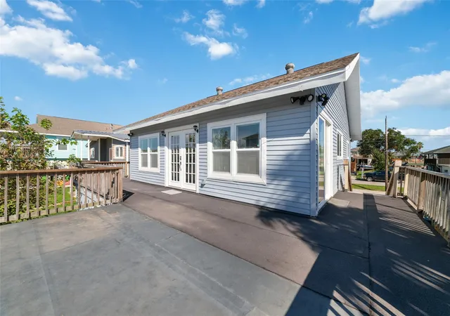 Photo 4 of Single family home for sale at 196 Barracuda St, Hitchcock, TX 77563 | MLS# 31780567 | Listing updated on 2026-09-05