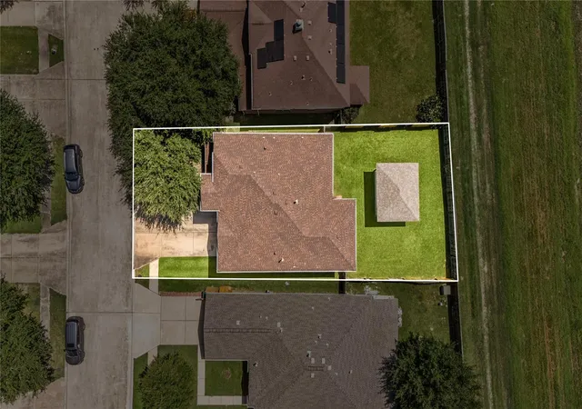 Photo 2 of Single family home for sale at 13407 Spring Line Ct, Houston, TX 77086 | MLS# 98962500 | Listing updated on 2026-09-04