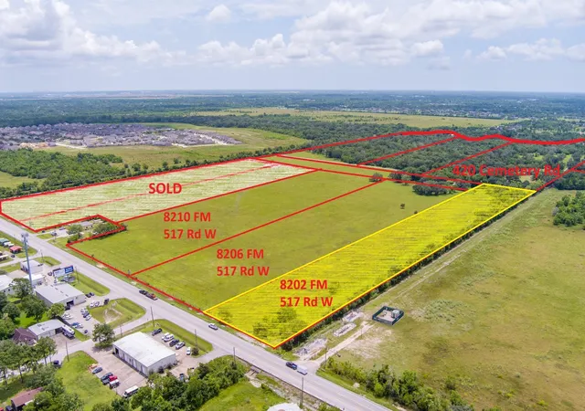 Photo 1 of Land for sale at 8202 Fm 517 Rd W, Dickinson, TX 77539 | MLS# 90598220 | Listing updated on 2026-09-23