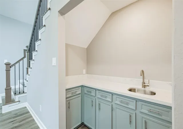 Photo 4 of Single family home for sale at 1623 Cherry Ridge Dr, Houston, TX 77077 | MLS# 60961915 | Listing updated on 2026-09-23