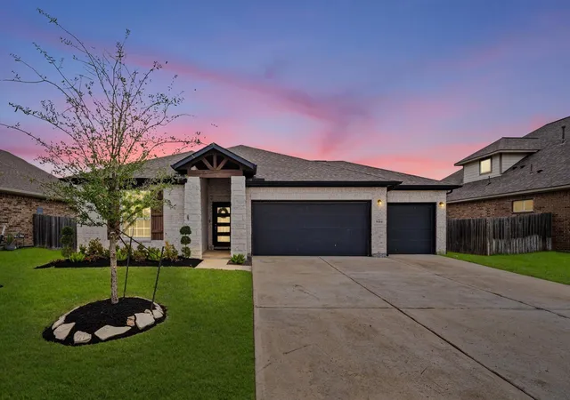 Photo 1 of Single family home for sale at 31414 Sandpiper Crk Dr, Hockley, TX 77447 | MLS# 95104471 | Listing updated on 2026-10-04