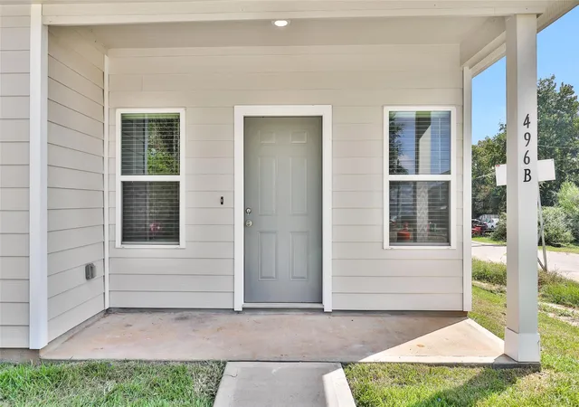 Photo 3 of Single family home for sale at 496 Golden St #A/B, Willis, TX 77378 | MLS# 62618043 | Listing updated on 2026-09-04