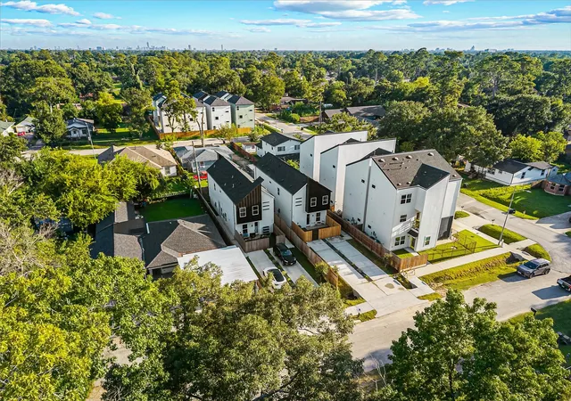 Photo 1 of Multi family home for sale at 2477 Carmel St, Houston, TX 77091 | MLS# 25868311 | Listing updated on 2026-09-11