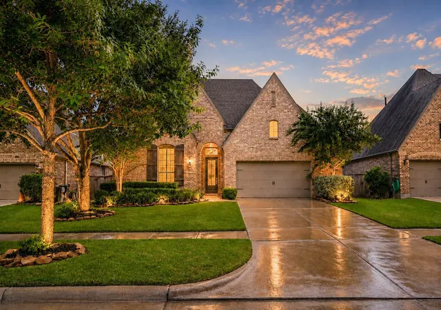 Photo 1 of Single family home for sale at 4830 Trickle Crk Dr, Fulshear, TX 77441 | MLS# 89685970 | Listing updated on 2026-09-19