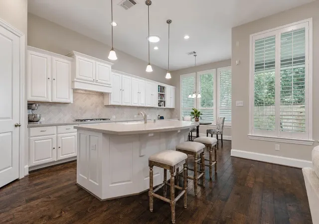 Photo 3 of Single family home for sale at 4830 Trickle Crk Dr, Fulshear, TX 77441 | MLS# 89685970 | Listing updated on 2026-09-19
