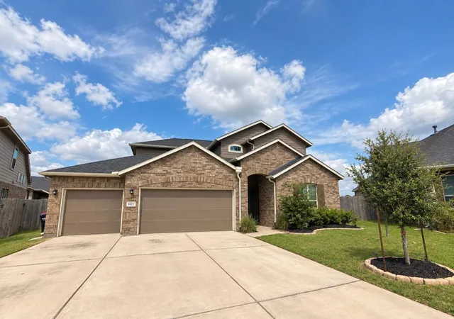 Photo 1 of Single family home for sale at 8823 Sandhill Crane Rd, Baytown, TX 77521 | MLS# 46049928 | Listing updated on 2026-09-20