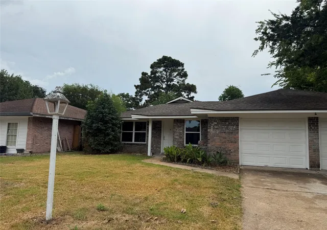 Photo 1 of Sale Pending at 6407 Lautrec Dr, Houston, TX 77088 | MLS# 29087054 | Listing updated on 2026-09-20