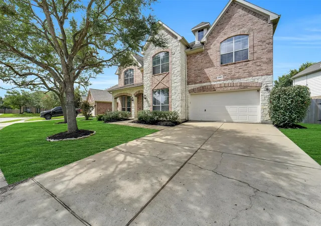 Photo 1 of Single family home for sale at 25911 Shady Dawn Ln, Katy, TX 77494 | MLS# 44514341 | Listing updated on 2026-10-08