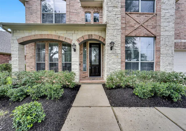 Photo 2 of Single family home for sale at 25911 Shady Dawn Ln, Katy, TX 77494 | MLS# 44514341 | Listing updated on 2026-10-08