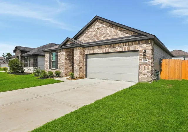 Photo 2 of Single family home for sale at 316 Tall Birch Dr, Hockley, TX 77447 | MLS# 51446077 | Listing updated on 2026-10-04