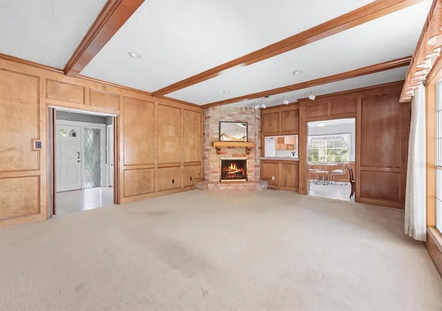 Photo 3 of Single family home for sale at 2119 Thousand Pines Dr, Kingwood, TX 77339 | MLS# 66756909 | Listing updated on 2026-09-24