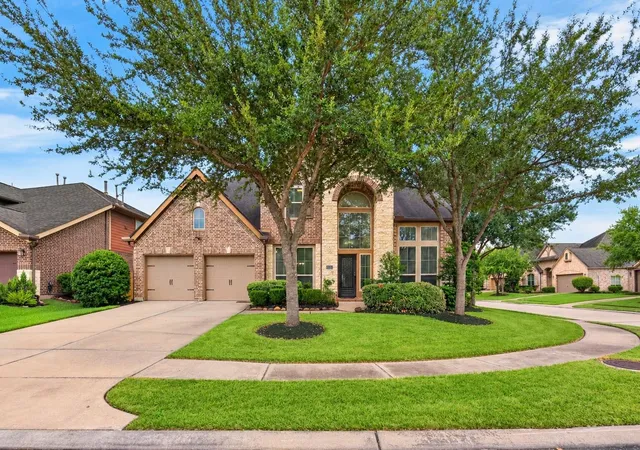 Photo 1 of Single family home for sale at 3505 Harvest Moon Ln, Pearland, TX 77584 | MLS# 47855945 | Listing updated on 2026-09-12