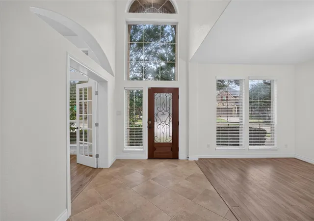 Photo 4 of Single family home for sale at 3505 Harvest Moon Ln, Pearland, TX 77584 | MLS# 47855945 | Listing updated on 2026-09-12