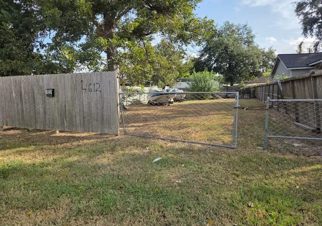 Photo 1 of Land for sale at 4614 Weaver Rd, Houston, TX 77016 | MLS# 84471279 | Listing updated on 2026-09-02