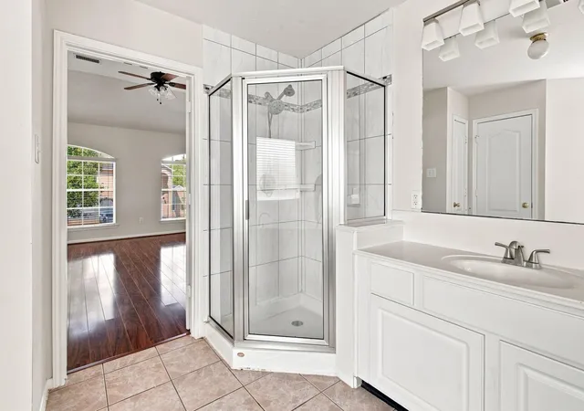 Photo 4 of Single family home for sale at 11122 W Cyrus Dr, Houston, TX 77064 | MLS# 49301493 | Listing updated on 2026-09-24