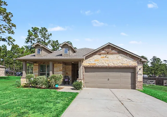 Photo 1 of Single family home for sale at 16349 Ellis St, Conroe, TX 77303 | MLS# 52253494 | Listing updated on 2026-09-20