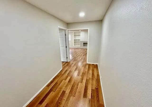 Photo 3 of Condo for sale at 2101 Fountain View Dr #14, Houston, TX 77057 | MLS# 56676287 | Listing updated on 2026-09-05