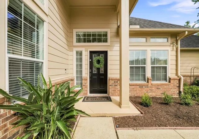 Photo 2 of Sale Pending at 8903 Silent Willow Ln, Sugar Land, TX 77479 | MLS# 63356513 | Listing updated on 2026-10-05