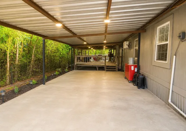 Photo 2 of Single family home for sale at 398 County Rd 3406, Cleveland, TX 77327 | MLS# 81134296 | Listing updated on 2026-09-02