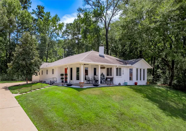 Photo 1 of Single family home for sale at 108 Cottonwood Rd, Trinity, TX 75862 | MLS# 64652406 | Listing updated on 2026-09-04