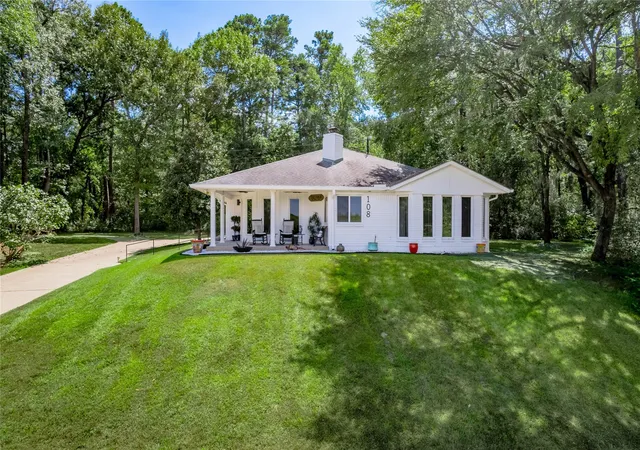 Photo 2 of Single family home for sale at 108 Cottonwood Rd, Trinity, TX 75862 | MLS# 64652406 | Listing updated on 2026-09-04
