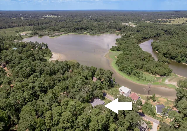 Photo 3 of Single family home for sale at 108 Cottonwood Rd, Trinity, TX 75862 | MLS# 64652406 | Listing updated on 2026-09-04