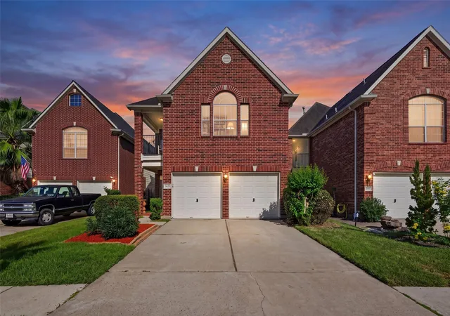 Photo 1 of Single family home for sale at 3623 Fallen Palms Ct, Houston, TX 77042 | MLS# 51710592 | Listing updated on 2026-09-27
