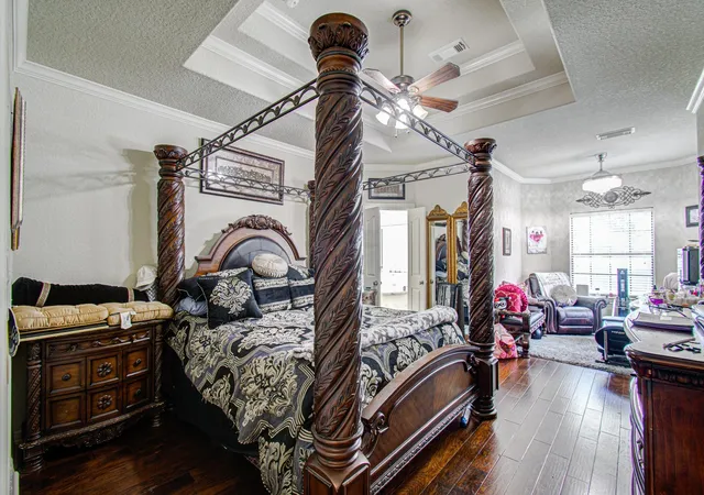 Photo 3 of Single family home for sale at 101 Pintail Dr, Clute, TX 77531 | MLS# 88283287 | Listing updated on 2026-09-22