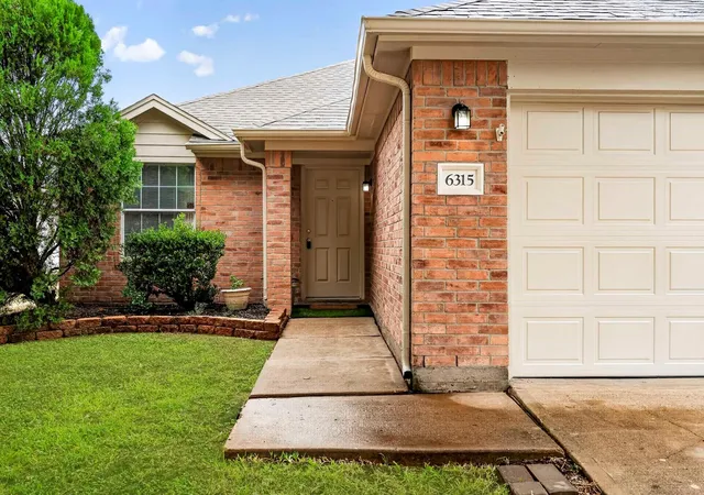 Photo 3 of Sale Pending at 6315 Nullarbor Ct, Katy, TX 77449 | MLS# 40855403 | Listing updated on 2026-09-17