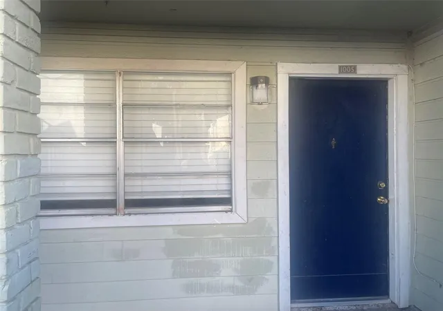 Photo 1 of Condo for sale at 6200 W Tidwell Rd #1005, Houston, TX 77092 | MLS# 61138147 | Listing updated on 2026-09-21