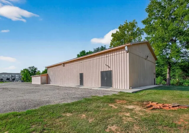Photo 3 of Land for sale at 1416 Gears Rd, Houston, TX 77067 | MLS# 98874527 | Listing updated on 2026-09-23