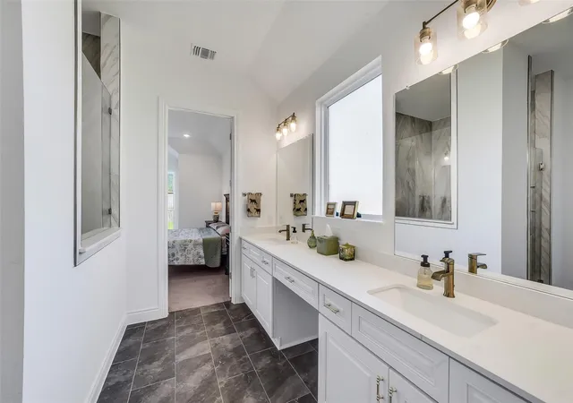 Photo 2 of Single family home for sale at 3703 Bolsover Dr, Katy, TX 77493 | MLS# 40840189 | Listing updated on 2026-09-26