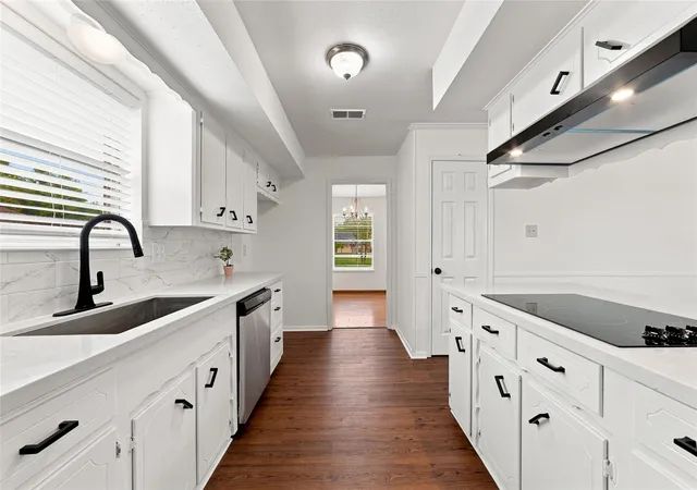 Photo 3 of Single family home for sale at 21735 Greenham Dr, Spring, TX 77388 | MLS# 14722870 | Listing updated on 2026-09-21