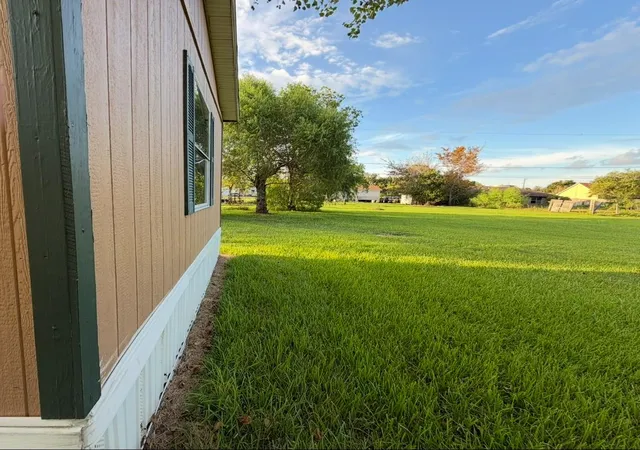 Photo 4 of Single family home for sale at 51 Burke Ct, Freeport, TX 77541 | MLS# 11716730 | Listing updated on 2026-09-11
