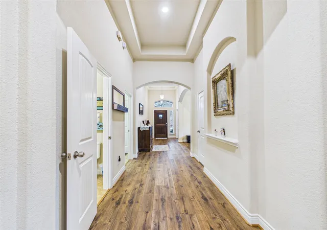 Photo 4 of Sale Pending at 710 Fairway Dr, La Porte, TX 77571 | MLS# 94679319 | Listing updated on 2026-09-17