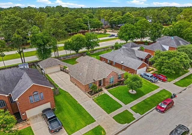 Photo 3 of Single family home for sale at 15211 Waverly Cyn Ct, Cypress, TX 77429 | MLS# 31605152 | Listing updated on 2026-09-03