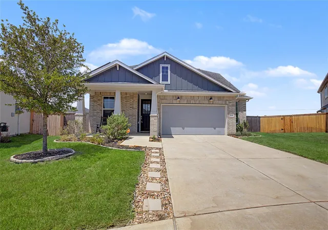 Photo 1 of Single family home for sale at 21331 Bridle Rose Trl, Tomball, TX 77377 | MLS# 30616165 | Listing updated on 2026-10-10