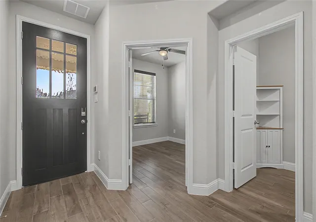 Photo 3 of Single family home for sale at 21331 Bridle Rose Trl, Tomball, TX 77377 | MLS# 30616165 | Listing updated on 2026-10-10