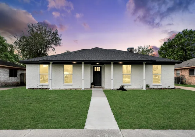 Photo 3 of Single family home for sale at 22115 Woodrose Dr, Katy, TX 77450 | MLS# 63323519 | Listing updated on 2026-09-05
