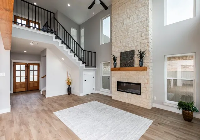 Photo 4 of Single family home for sale at 7722 Pond Cir, Beaumont, TX 77707 | MLS# 28529308 | Listing updated on 2026-09-21