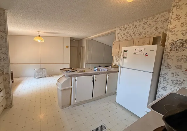 Photo 4 of Single family home for sale at 399 Pine Ln, Onalaska, TX 77360 | MLS# 52706967 | Listing updated on 2026-09-01
