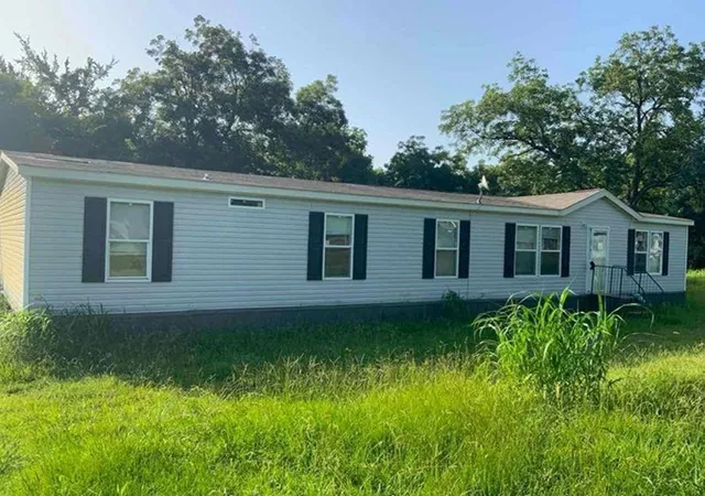 Photo 1 of Single family home for sale at 297 Lil Arkansas Rd, Bells, TX 75414 | MLS# 43936019 | Listing updated on 2026-09-09