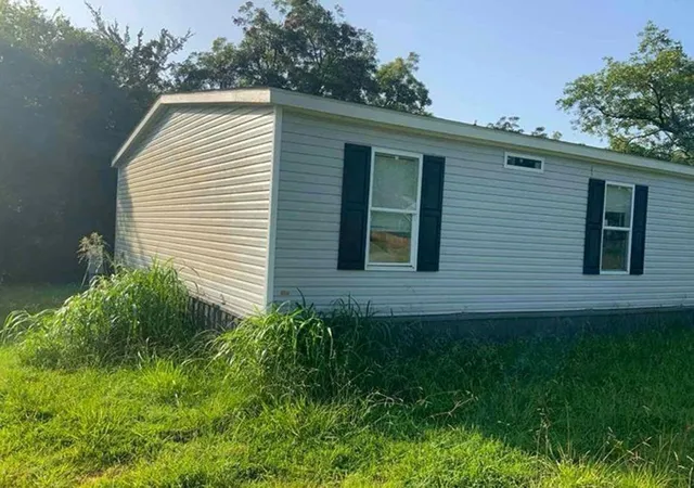Photo 2 of Single family home for sale at 297 Lil Arkansas Rd, Bells, TX 75414 | MLS# 43936019 | Listing updated on 2026-09-09