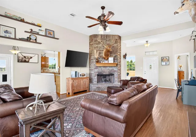 Photo 3 of Single family home for sale at 1903 Fm 2915, Lovelady, TX 75851 | MLS# 97865437 | Listing updated on 2026-09-02
