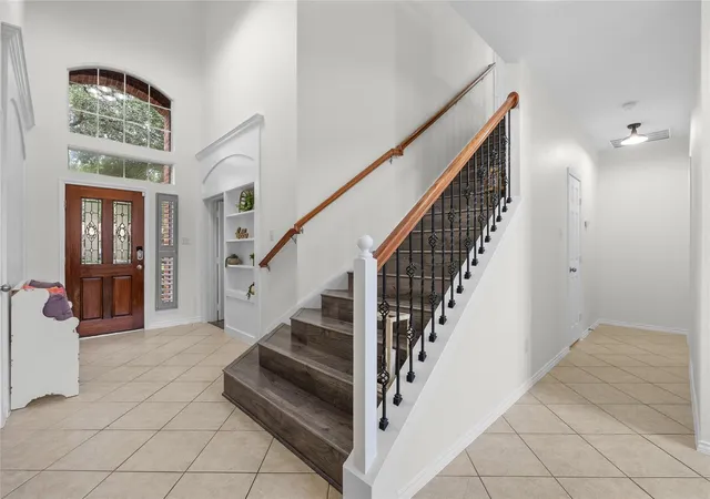 Photo 4 of Single family home for sale at 874 Pebblebank Ln, League City, TX 77573 | MLS# 72526266 | Listing updated on 2026-10-06