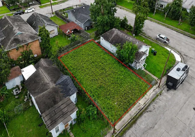 Photo 1 of Land for sale at 5537 Margarita St, Houston, TX 77020 | MLS# 3016110 | Listing updated on 2026-09-08
