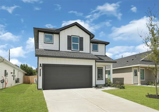 Photo 1 of Single family home for sale at 6719 Cyn Breeze Dr, Rosenberg, TX 77471 | MLS# 90016387 | Listing updated on 2026-10-07