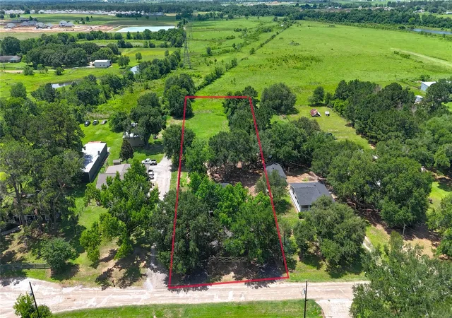 Photo 4 of Single family home for sale at 31511 Charter Ln, Waller, TX 77484 | MLS# 28813147 | Listing updated on 2026-09-05